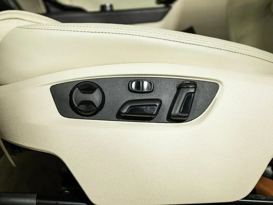 Volkswagen Touareg, 2014 г.