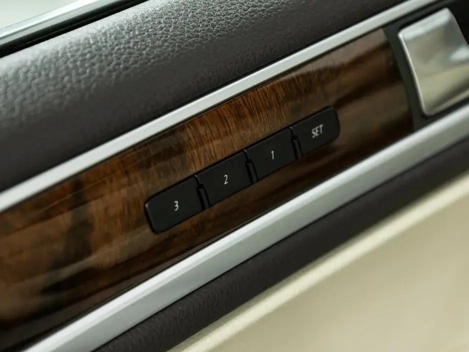 Volkswagen Touareg, 2014 г.