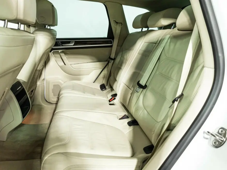 Volkswagen Touareg, 2014 г.