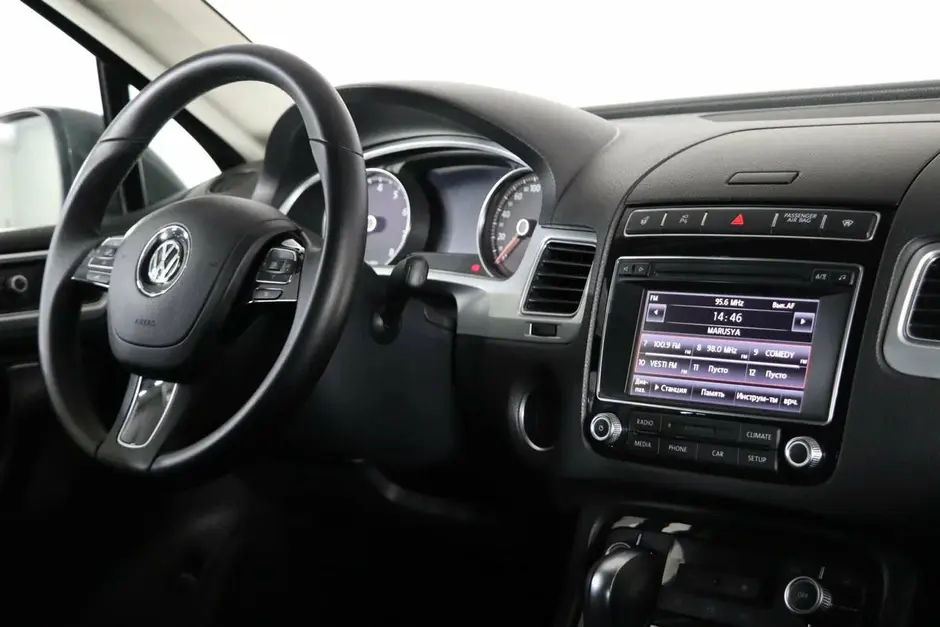 Volkswagen Touareg, 2014 г.