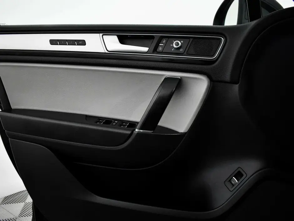 Volkswagen Touareg, 2014 г.