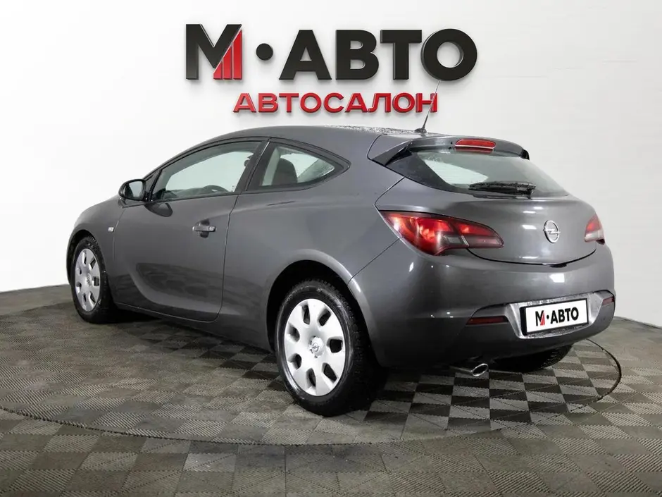 Opel Astra, 2012 г.