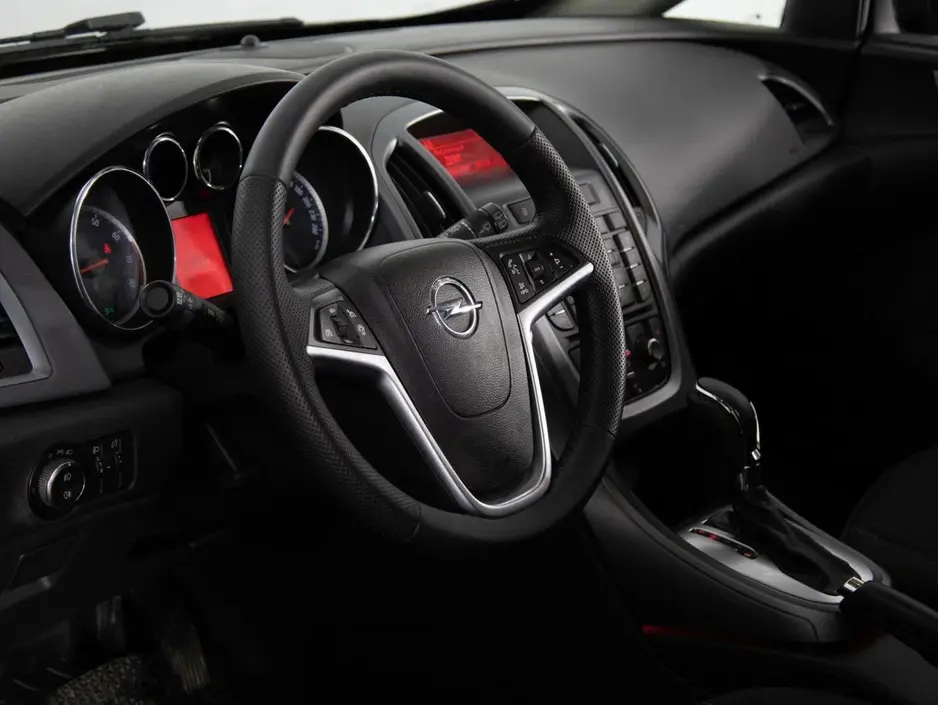 Opel Astra, 2012 г.