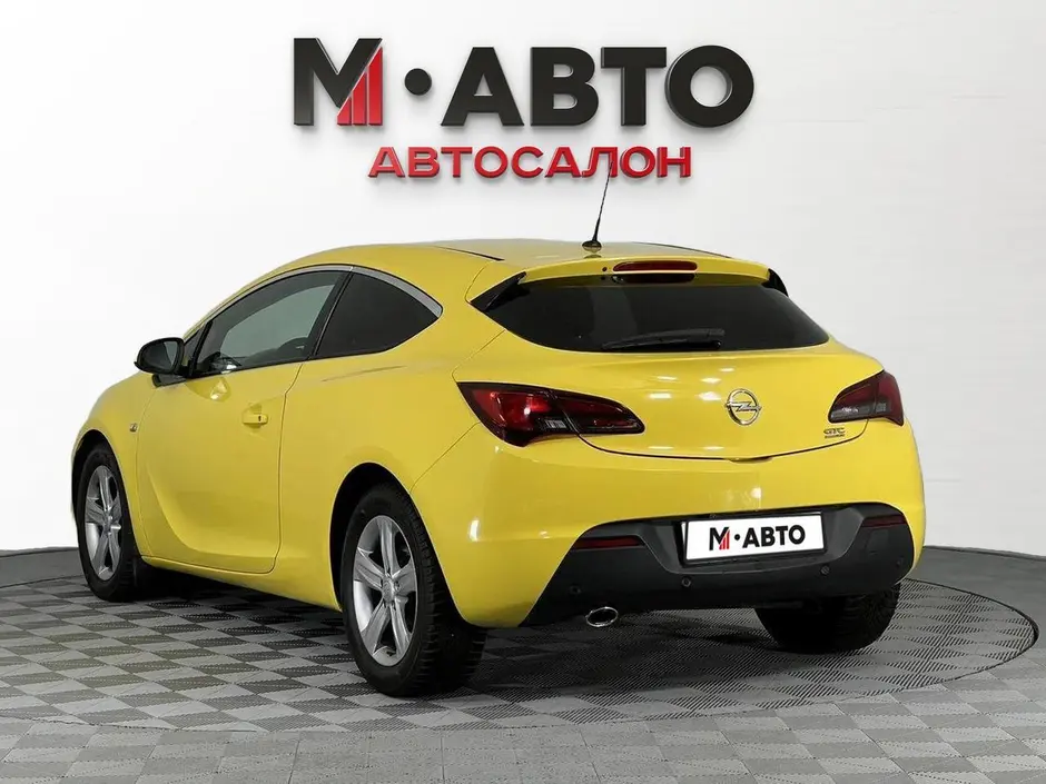 Opel Astra, 2012 г.