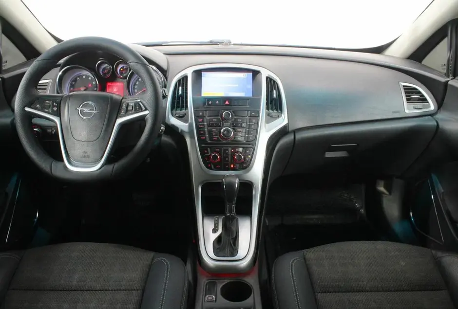 Opel Astra, 2012 г.