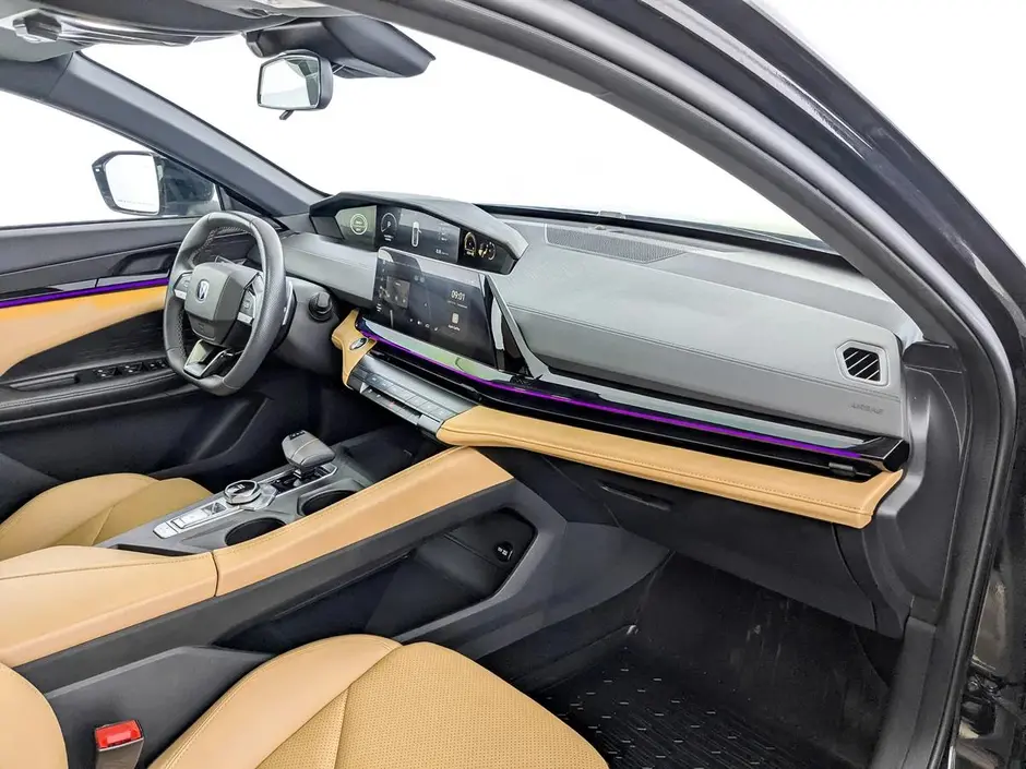 Changan UNI-V, 2022 г.