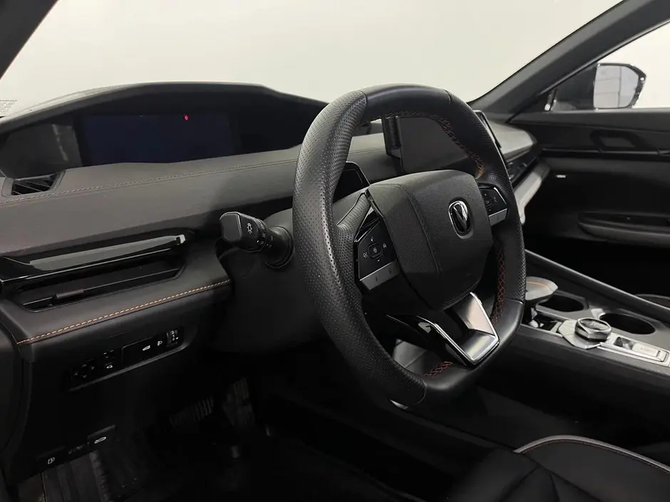 Changan UNI-V, 2023 г.