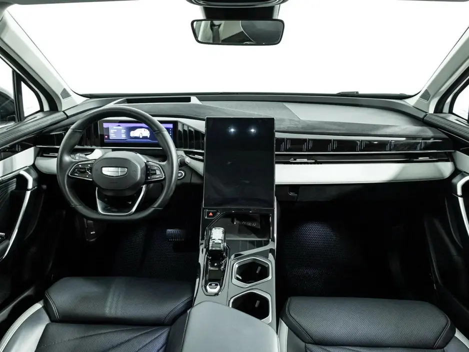 Geely Atlas, 2023 г.