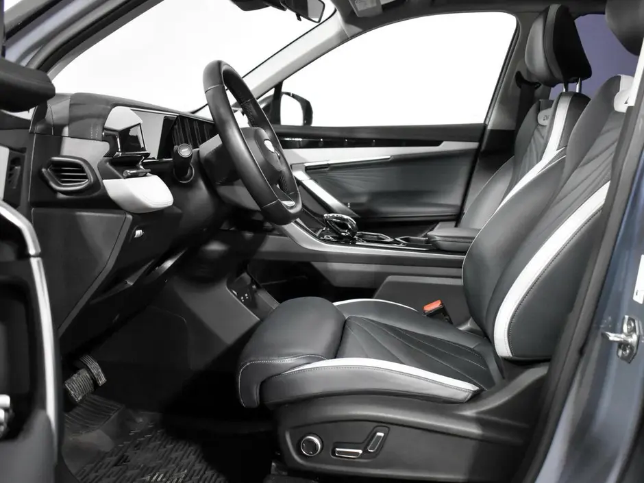 Geely Atlas, 2023 г.