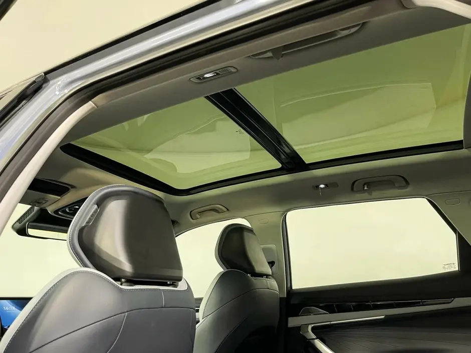 Geely Atlas, 2024 г.