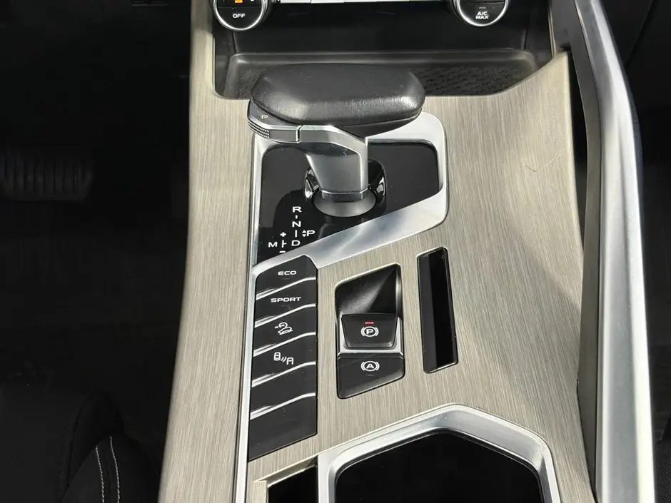 Geely Coolray, 2022 г.