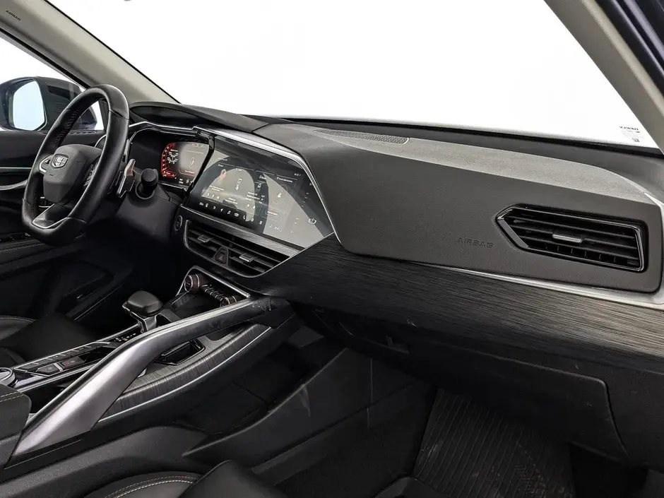 Geely Tugella, 2021 г.