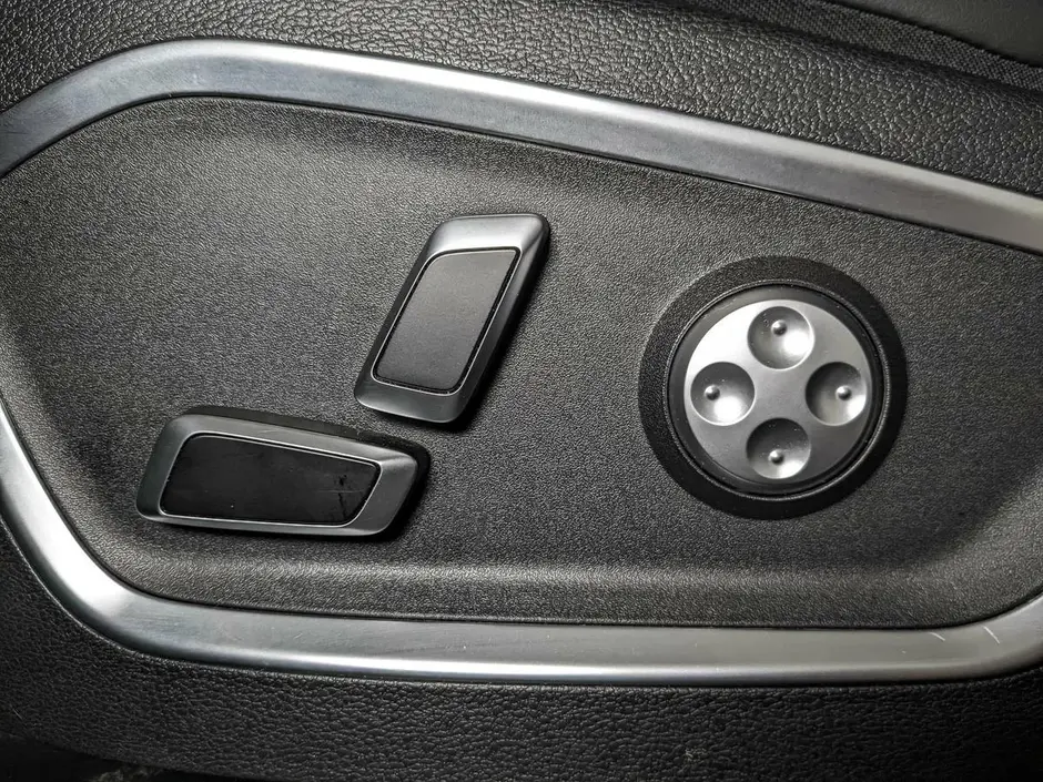 Geely Tugella, 2022 г.