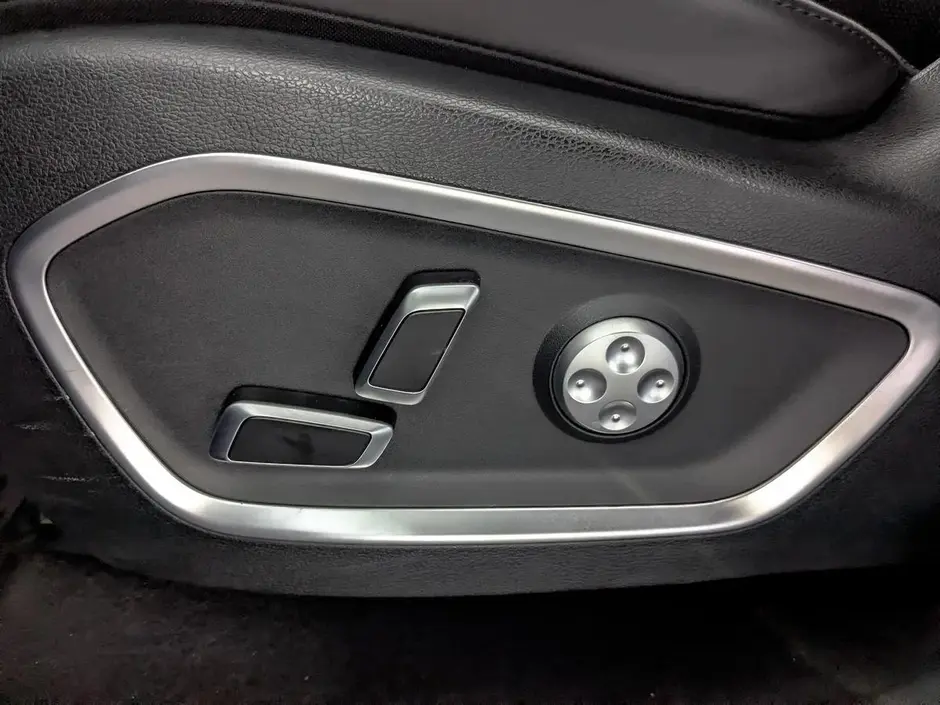 Geely Tugella, 2022 г.