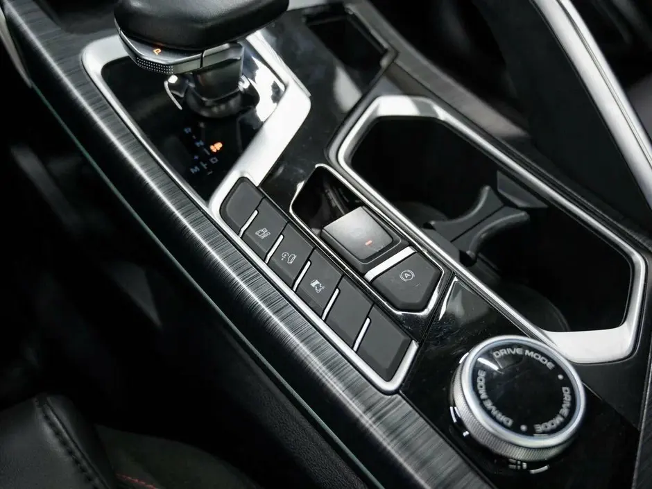 Geely Tugella, 2022 г.