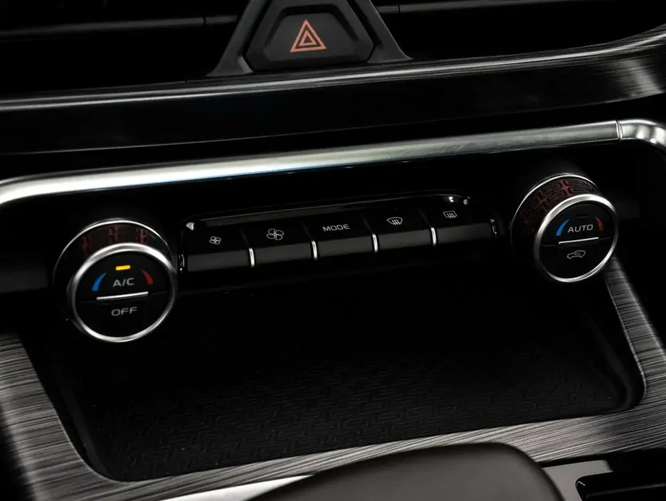 Geely Tugella, 2021 г.