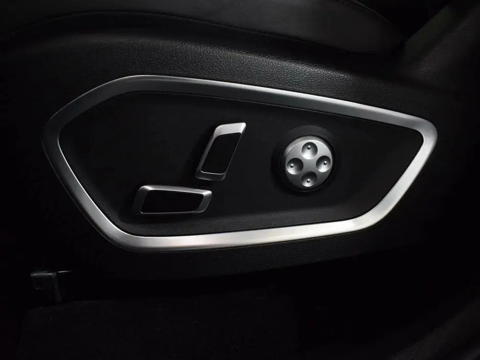 Geely Tugella, 2022 г.