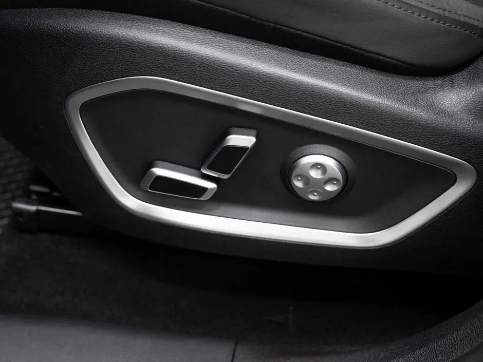 Geely Tugella, 2022 г.