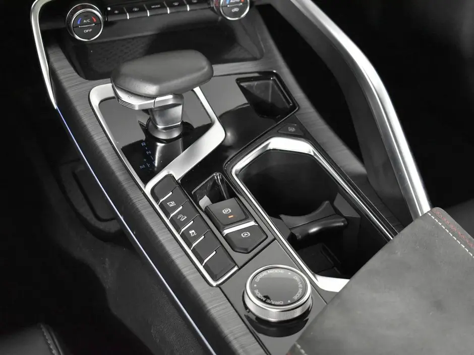 Geely Tugella, 2020 г.