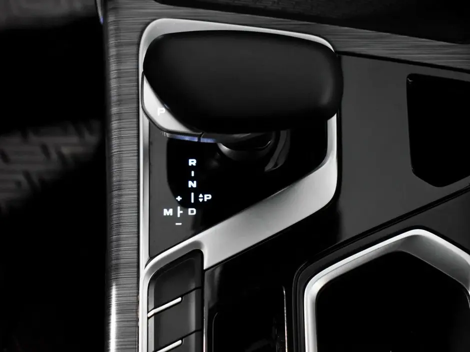 Geely Tugella, 2022 г.