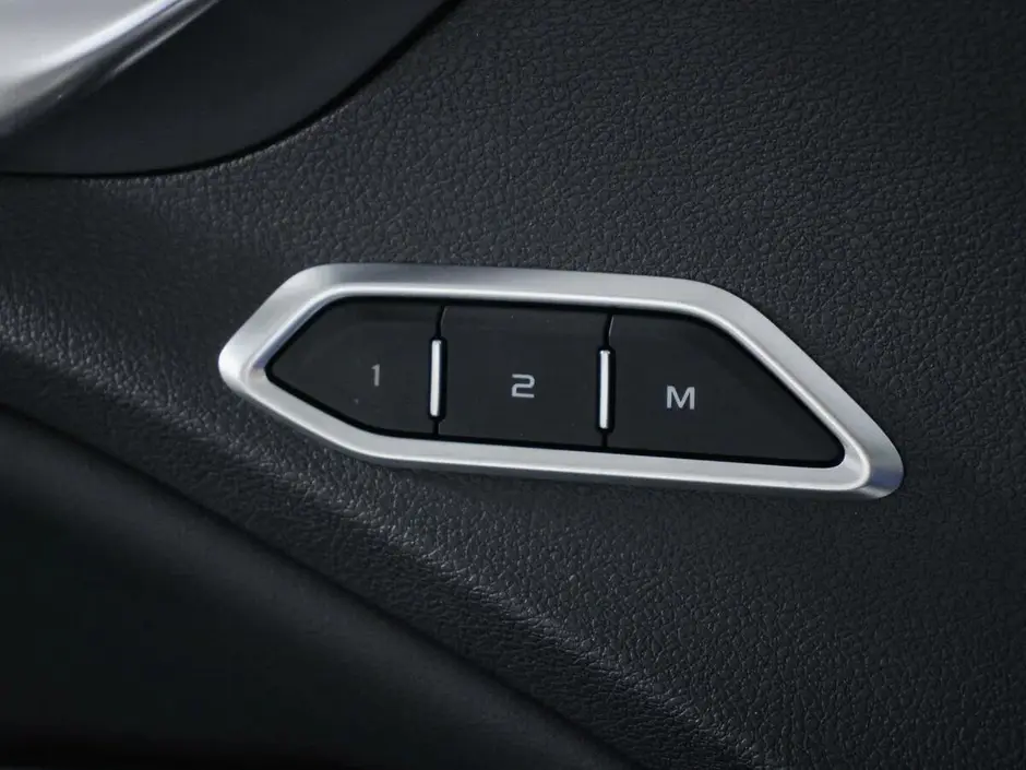 Geely Tugella, 2022 г.